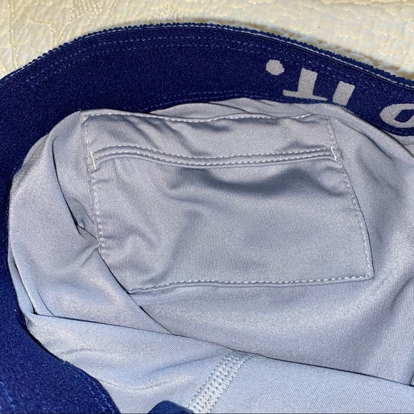 Nike 2 in 1 Dri-Fit Shorts with Spandex - Picture 5 of 14